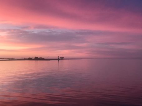 Blue Sky - Dämmerung über dem Wasser Ostsee bei Dämmerung - Penthouse Blue Sky
